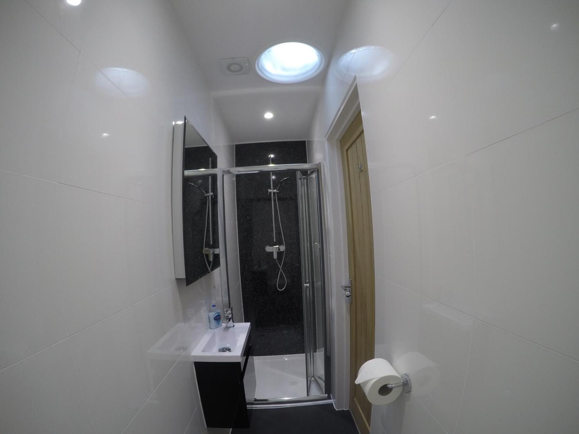 Deepcut Lodge Bed & Breakfast Self Service Camberley Luaran gambar